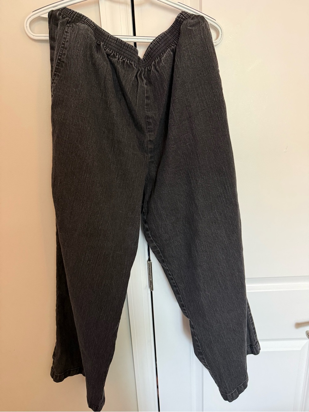 Alfred Dunner Black Relaxed High-Waist Jean Pants